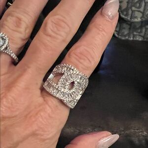 Elegant Silver Women's Ring